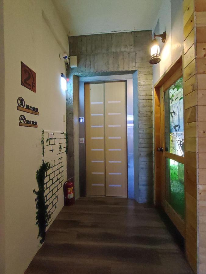 棚棚屋室內帳篷民宿inn Kaohsiung Luaran gambar