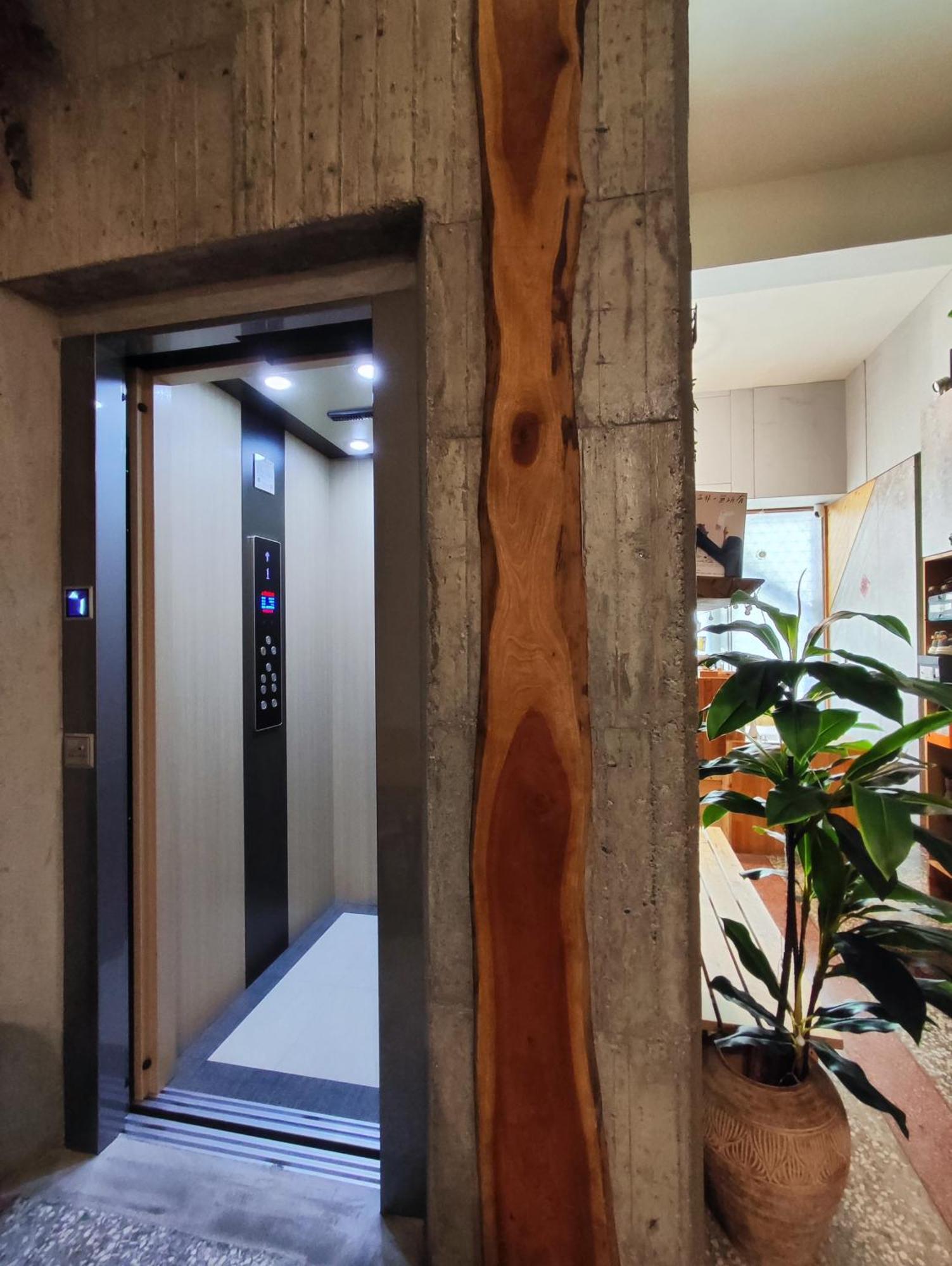 棚棚屋室內帳篷民宿inn Kaohsiung Luaran gambar