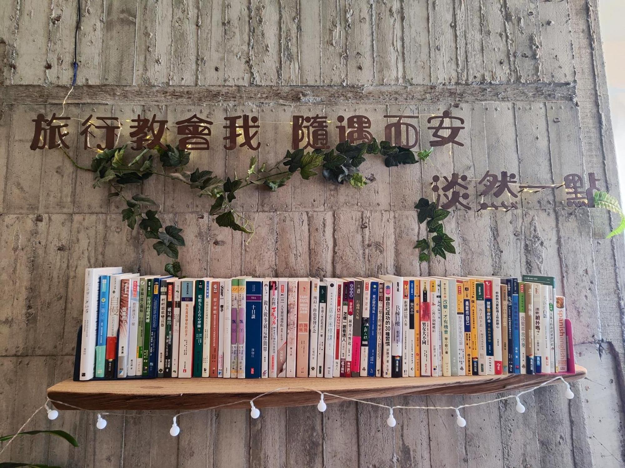 棚棚屋室內帳篷民宿inn Kaohsiung Luaran gambar